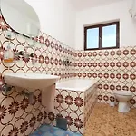 Family-friendly With Swimming Pool Razanj, Rogoznica - 7606 شقة *