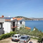 Family-friendly With Swimming Pool Razanj, Rogoznica - 7606 Ražanj