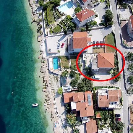 Family-friendly With Swimming Pool Razanj, Rogoznica - 7606 דירה