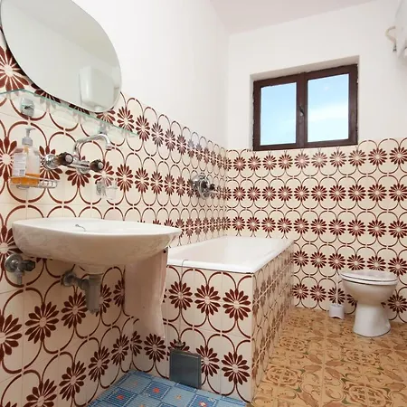 Family-friendly With Swimming Pool Razanj, Rogoznica - 7606 דירה *