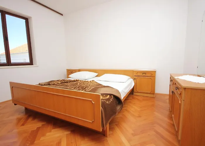 Family-friendly With Swimming Pool Razanj, Rogoznica - 7606 *