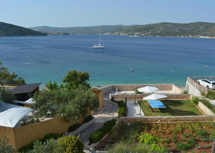 Family-friendly With Swimming Pool Razanj, Rogoznica - 7606